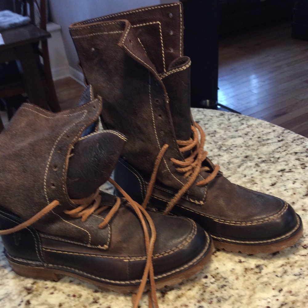 Frye combat fold over boots brown size 6.5